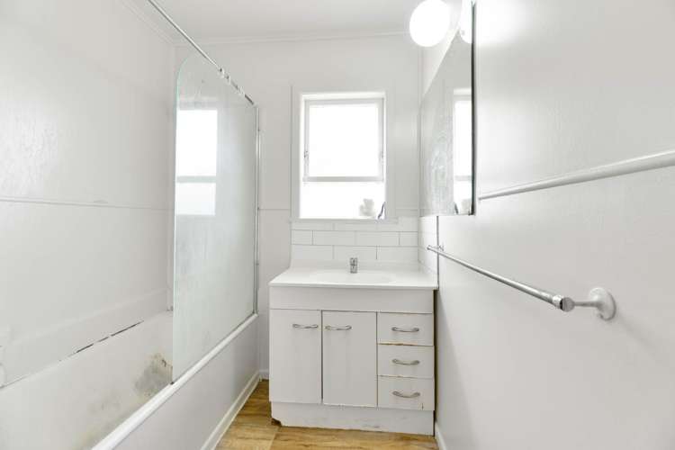 19 Tauhara Street Green Bay_16