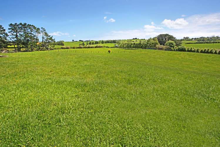 123F Irwin Road Kingseat_22