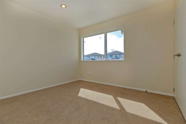 21 Haddington Drive Flat Bush_6