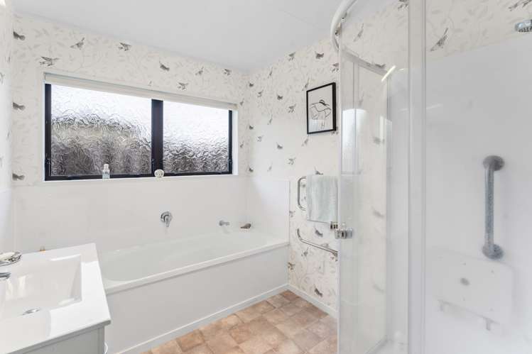 14 Conrad Place Leamington_11