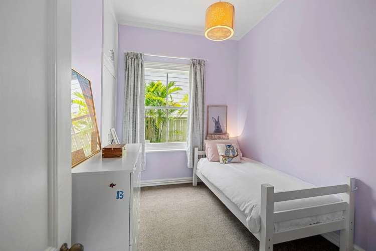 37 Ewen Alison Avenue Devonport_12