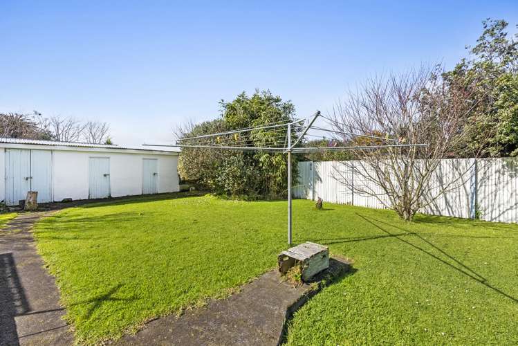 85 Whitcombe Road Opunake_13