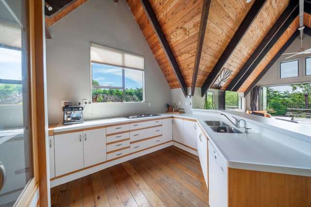 27 Wilcox Road Seaward Bush_1