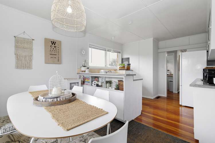 1 Huia Street Piopio_8