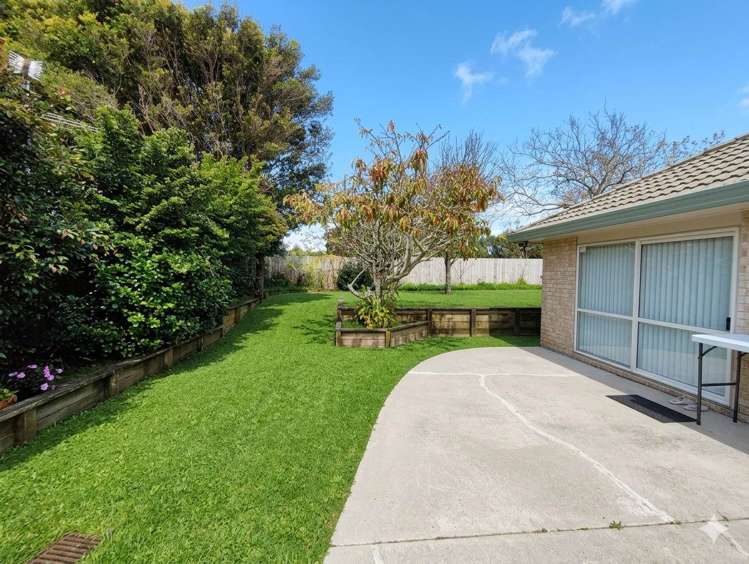 28 Ambleside Drive Northpark_1