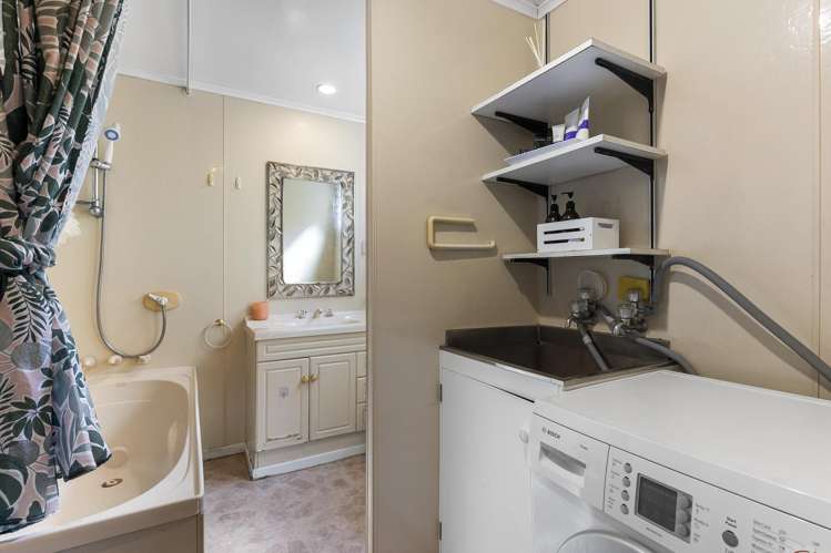 7 Belfast Street Hillsborough_17