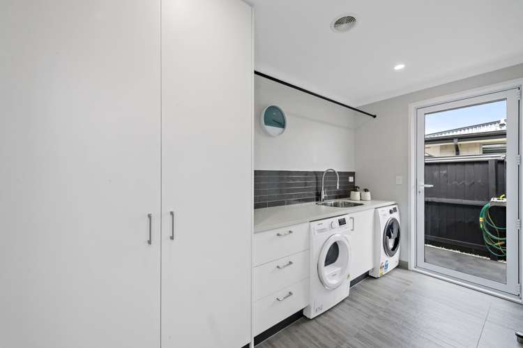 28 Whitehorn Drive Lincoln_19