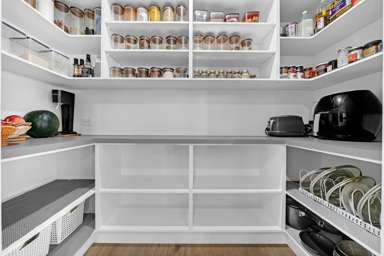 63 LEATHEM CRESCENT_4