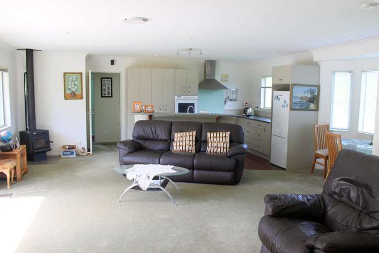 28 Hancock Grove Mangawhai_5