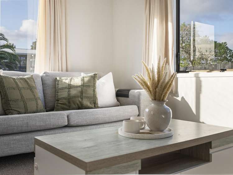 10 Bluewater Place Wattle Downs_11