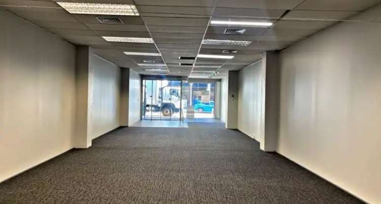 Shop B & Shop C/15 - 17 Hurstmere Road Takapuna_1