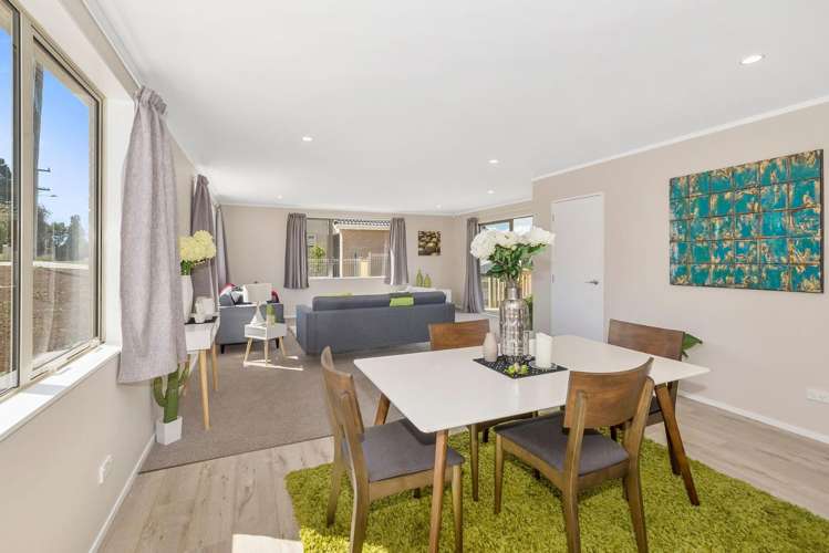 45 Kelman Road Kelston_5
