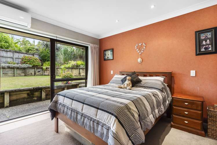 8 Blakewell Place Beachlands_13