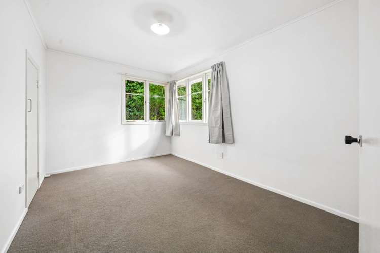 6 Holman Road Te Atatu Peninsula_19