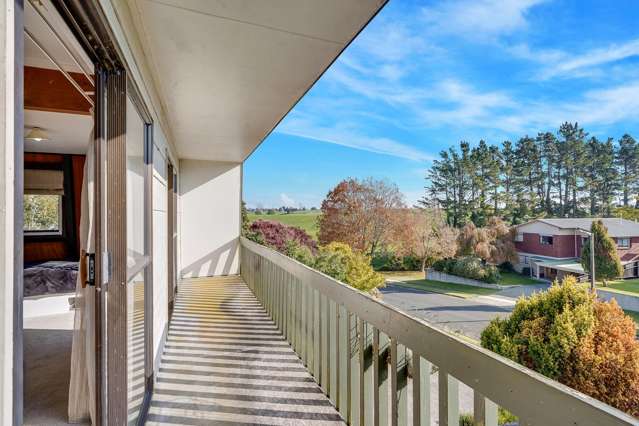 Five Bedrooms, One of Tokoroa's Best Addresses