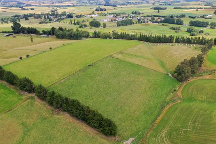 70 Herron Road Waikaka_5