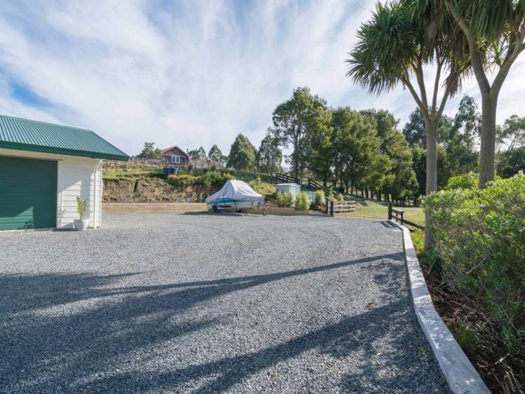 277 Mapara Road Acacia Bay_16