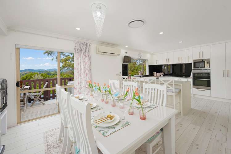 117 & 117A Awaroa Road Sunnyvale_31