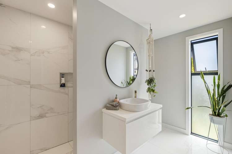 1 Armstrong Avenue Waitara_16