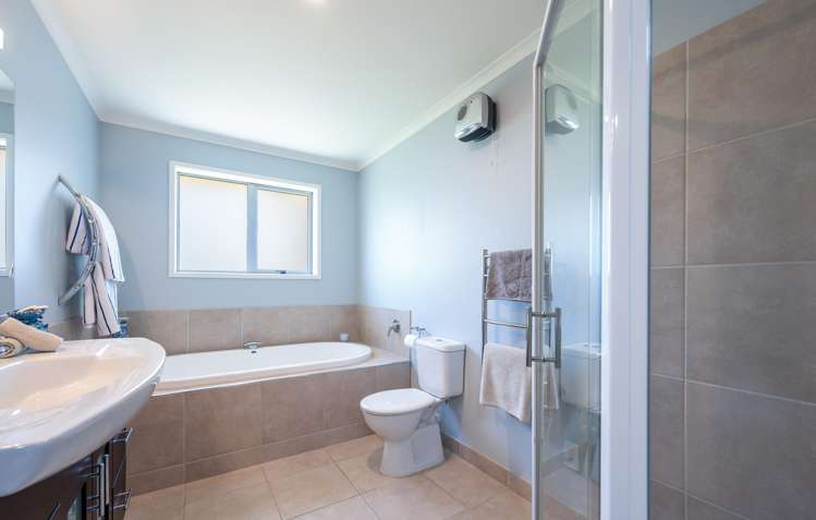 6 Ryeland Avenue Wakefield_27