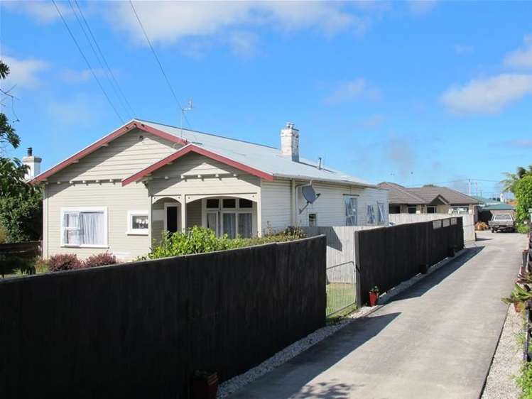 39 Egmont Street Hawera_13