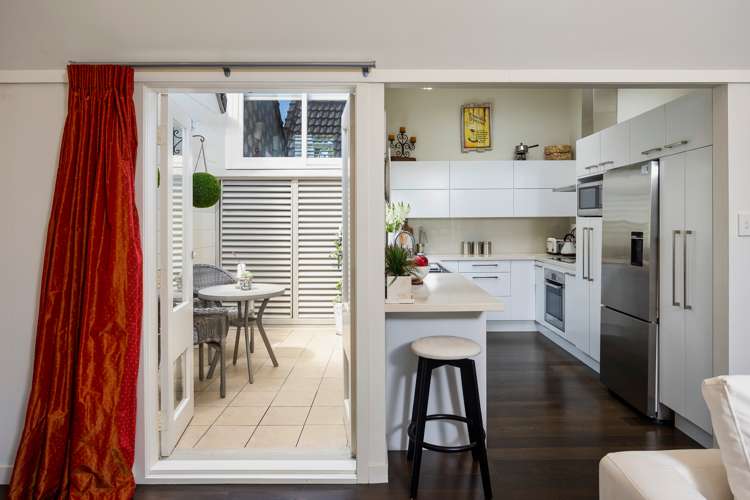 1/9 Gardner Road Epsom_14