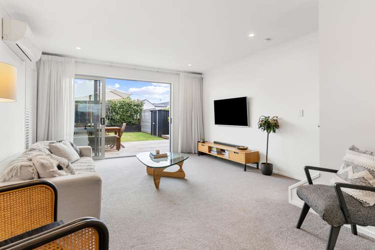 7 Plover Road_5