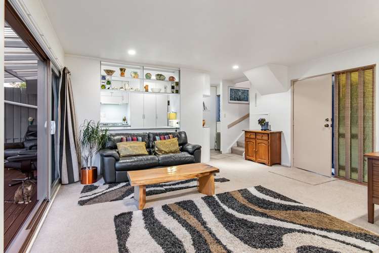 4/1 Warwick Street Morningside_21