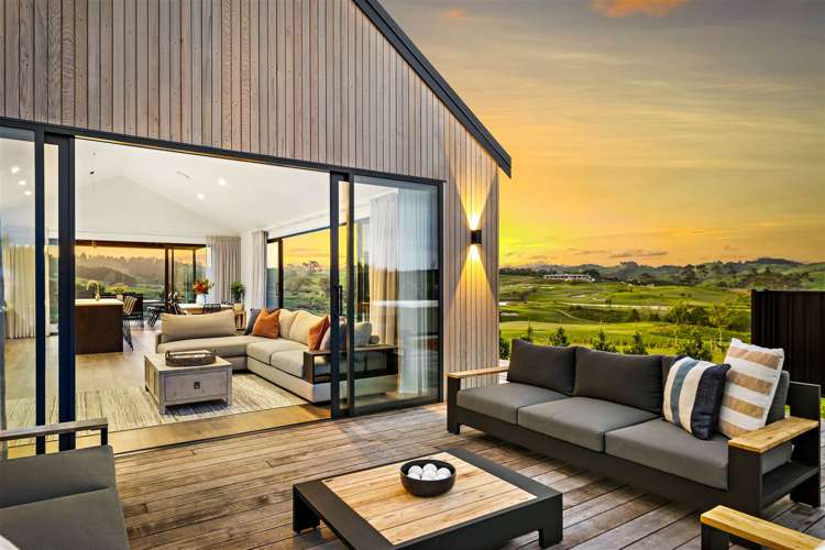 65 Grayson Road Wainui_37