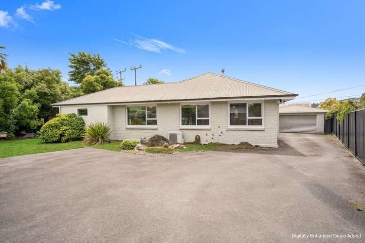 10 Neale Avenue Stoke_24