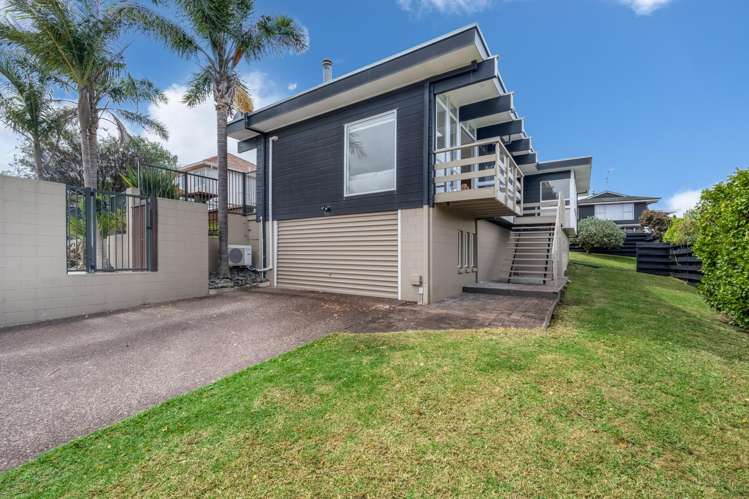 22 Andrea Place Sunnyhills_36