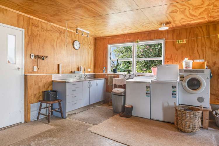 9 Pukearuhe Road Urenui_23