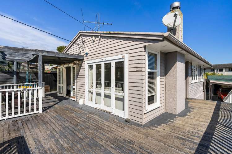 21 Alma Street Te Atatu South_16