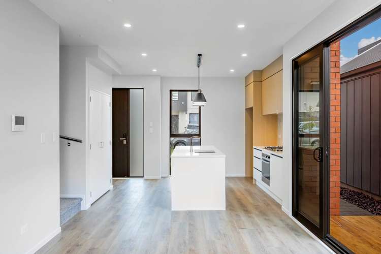 17 Puhikawa Street Massey_13