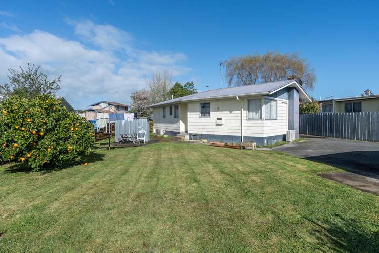 30 Joanna Place Deanwell_13