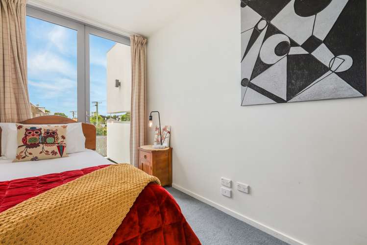 29a Geraldine Street Edgeware_9