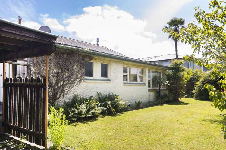 91 Aikmans Road Merivale_5