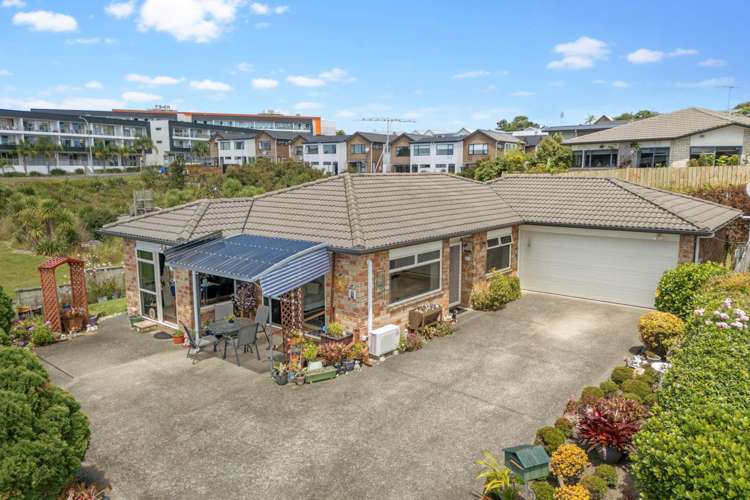 61 Elan Place Stanmore Bay_13