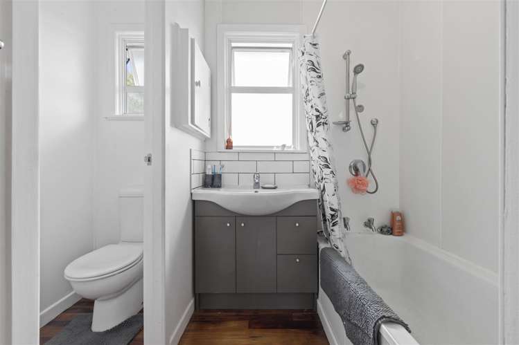 80a Mcrobbie Road Kingseat_19