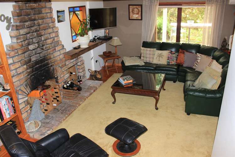 895 State Highway 25 Waitakaruru_15