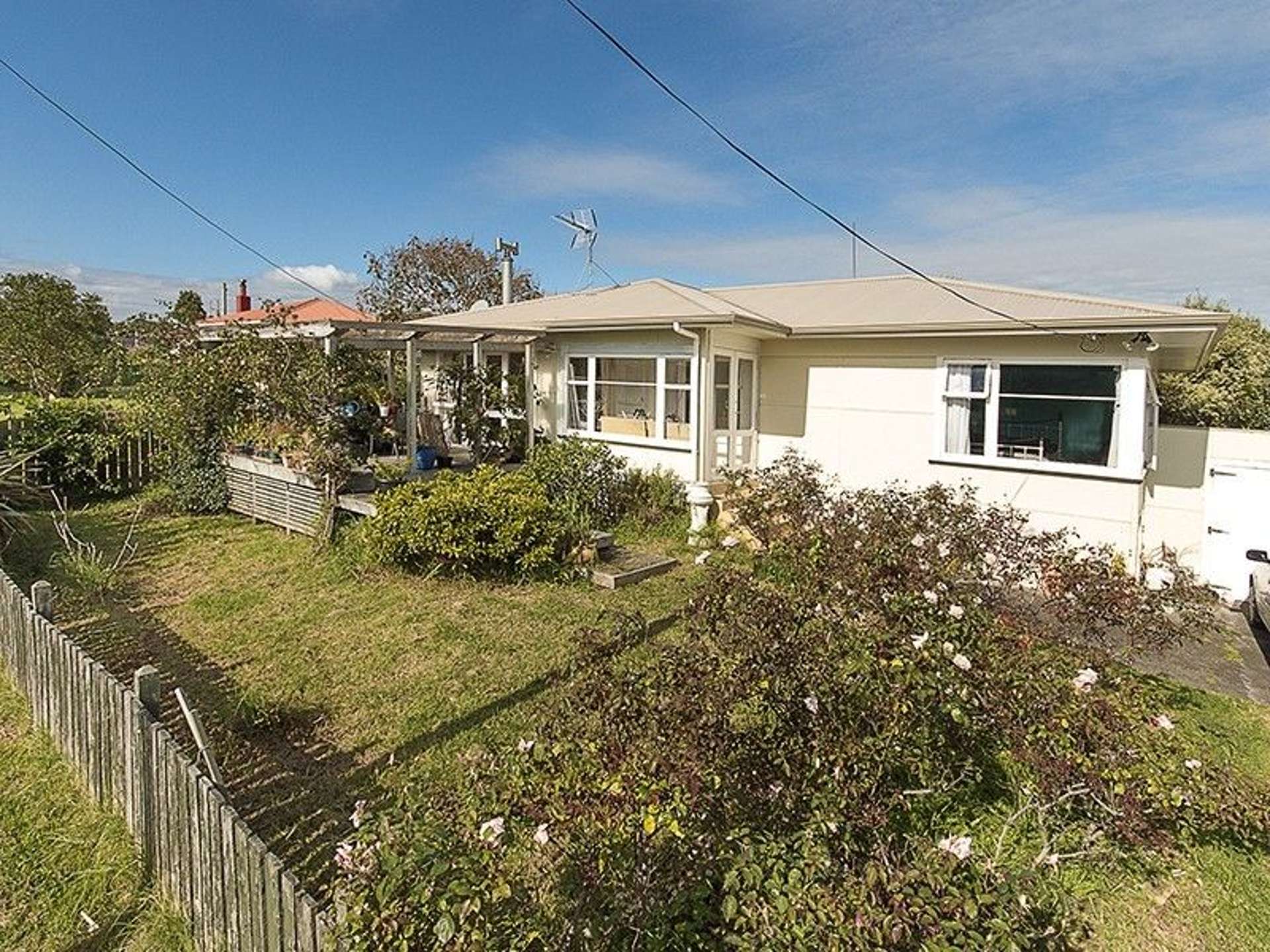 8 Beach Road Glenbrook_0