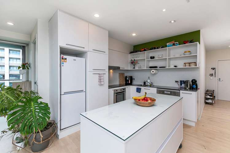 1211/30 Beach Road Auckland Central_6