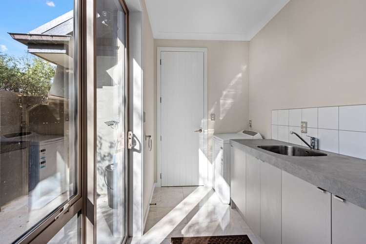 1 Bancroft Place Parklands_18