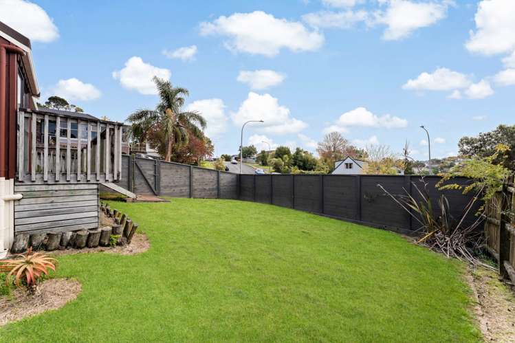 27 Oaktree Avenue Browns Bay_17
