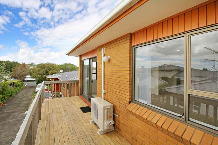 2/21 Bracken Avenue Takapuna_15