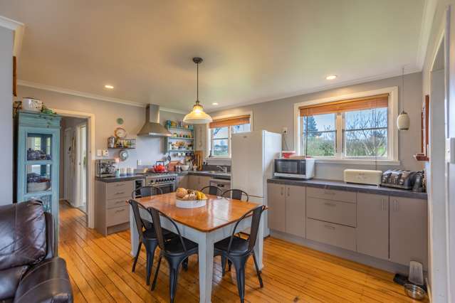 314 White Road Waipawa_3