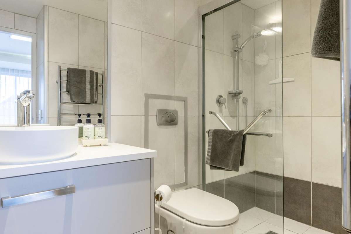 16/101 Roberts Street_4