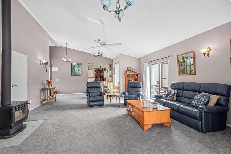 8 Williams Crescent Point Wells_8