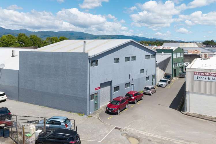 213-215 Oxford Street Levin_11