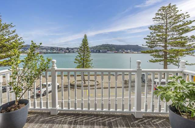 320 Oriental Parade Oriental Bay_1